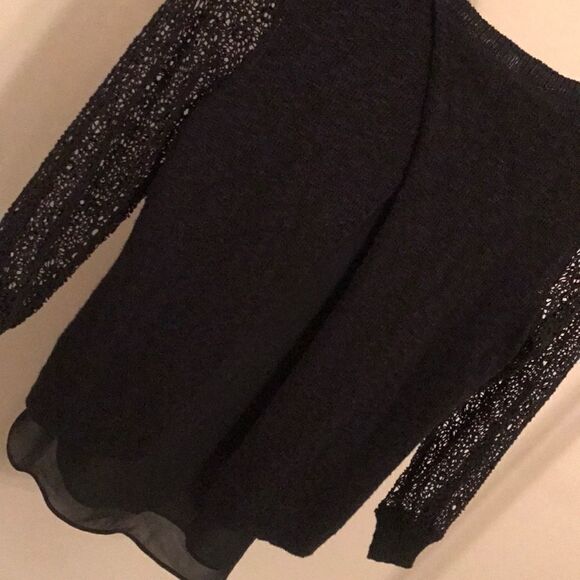 LUCKY BRAND Sweater with Open Crochet Sleeves XS - Picture 6 of 7